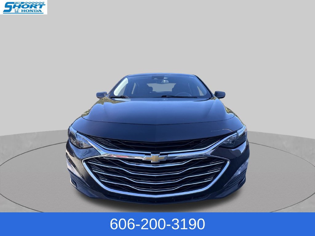 Used 2023 Chevrolet Malibu LT FWD image 2