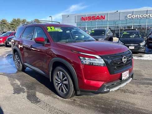 Certified 2022 Nissan Pathfinder SL w/ SL Black Package AWD/4WD image 1