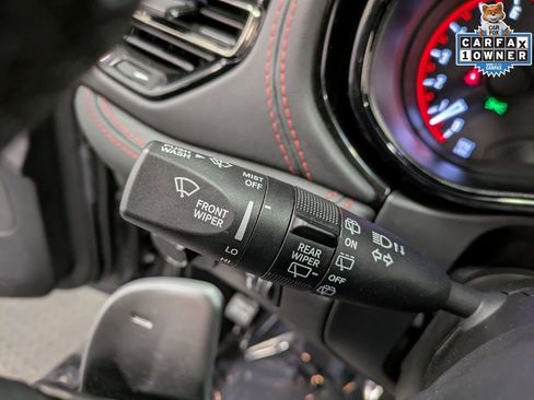 Used 2024 Dodge Durango GT AWD/4WD image 17
