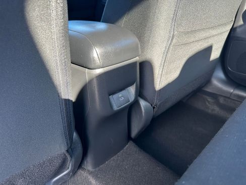 Used 2025 Nissan Versa SV w/ Trunk Package image 22