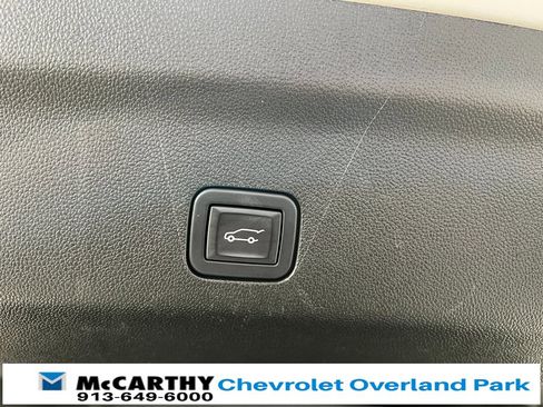 Used 2023 Cadillac Escalade ESV Premium Luxury w/ Performance Package image 35