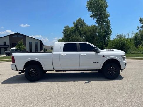 Used 2026 RAM 3500 Limited AWD/4WD image 2