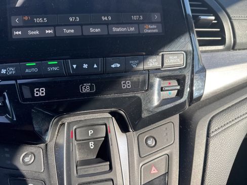 Certified 2024 Honda Odyssey EX-L image 20