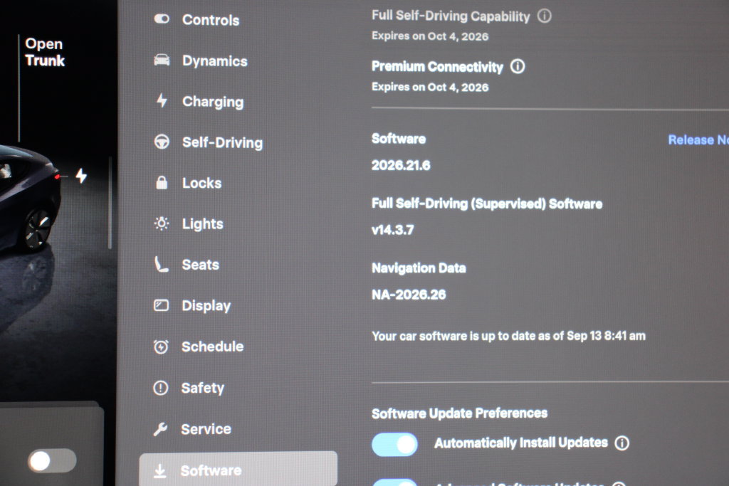 Used 2025 Tesla Model 3 Long Range RWD image 26