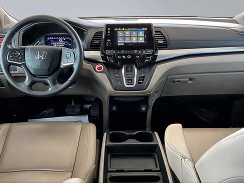 Used 2024 Honda Odyssey EX image 7