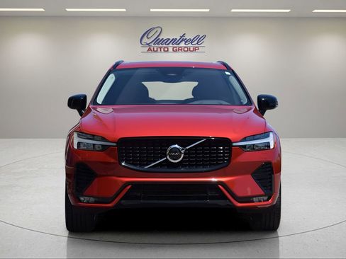 Certified 2023 Volvo XC60 B5 Plus w/ Climate Package AWD/4WD image 9