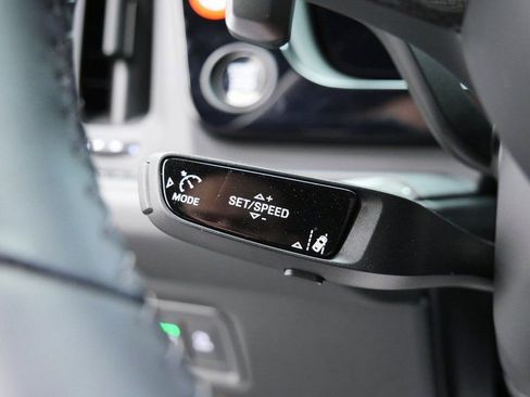 Used 2025 Porsche Cayenne GTS image 29