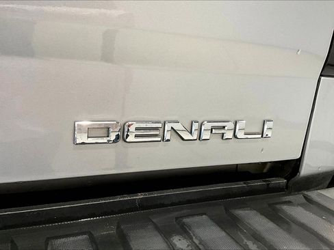 Used 2018 GMC Sierra 1500 Denali w/ Denali Ultimate Package AWD/4WD image 23