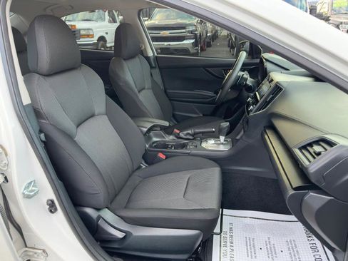 Used 2022 Subaru Impreza 2.0i Premium AWD/4WD image 16