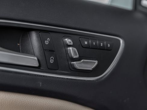 Used 2019 Mercedes-Benz GLA 250 GLA 250 4MATIC SUV w/ Convenience Package image 15