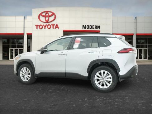 New 2026 Toyota Corolla Cross LE image 19