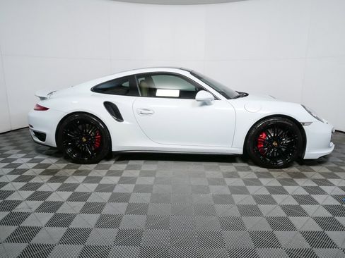 Certified 2015 Porsche 911 Turbo image 24