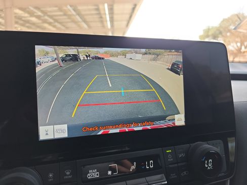 Used 2024 Toyota Grand Highlander XLE image 13