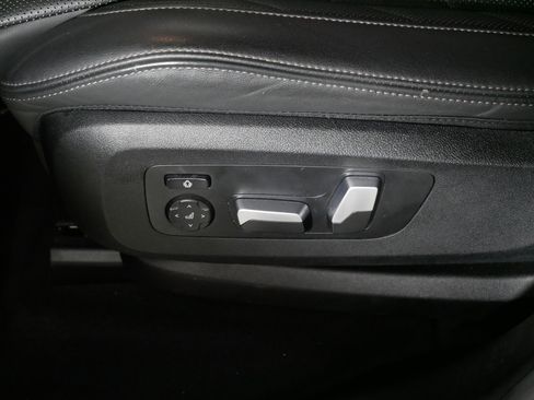 Used 2023 BMW X5 xDrive40i w/ M Sport Package image 20