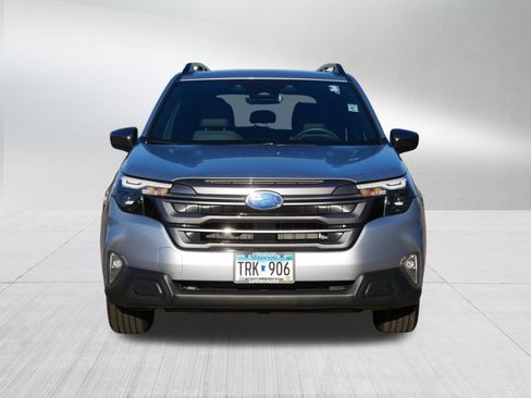 Used 2026 Subaru Forester Premium AWD/4WD image 2