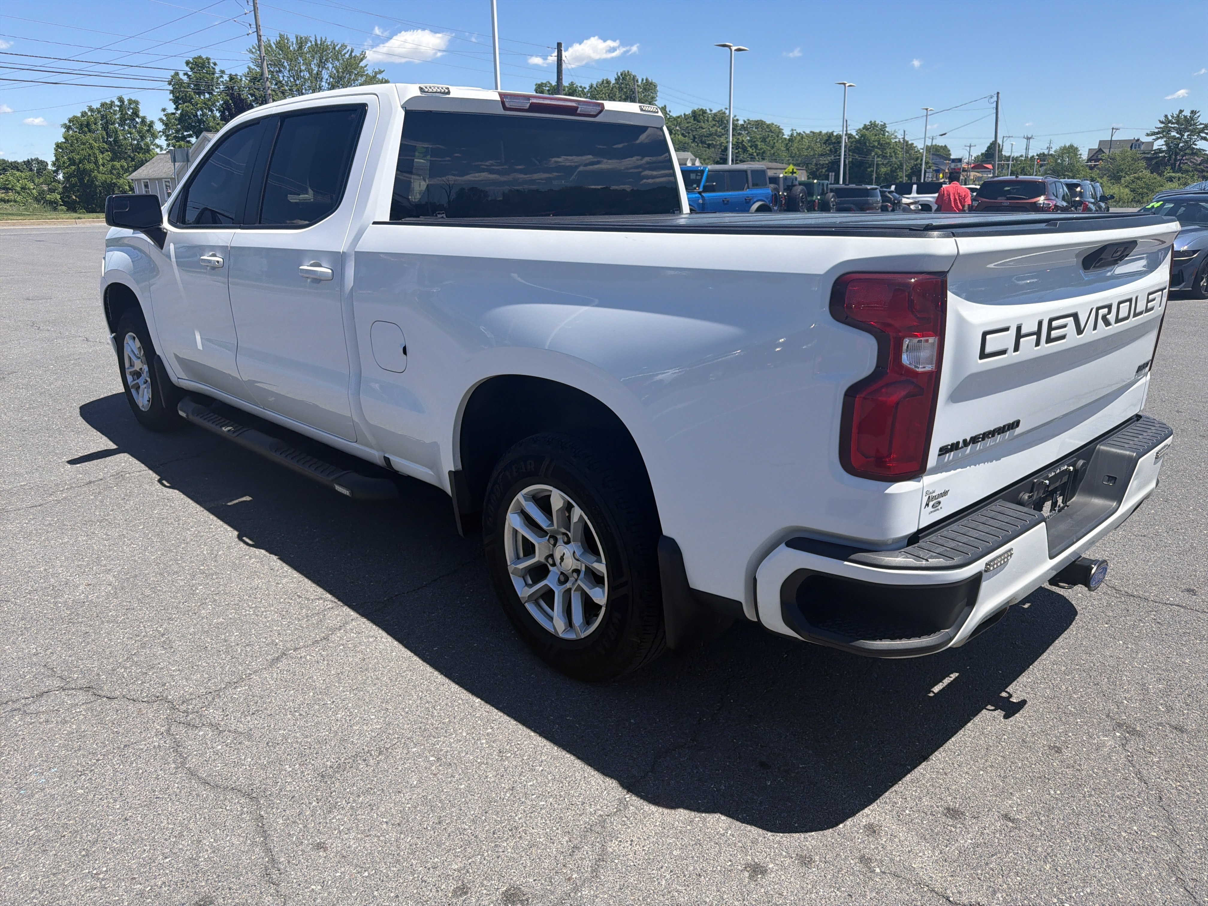 Used 2023 Chevrolet Silverado 1500 RST AWD/4WD image 6