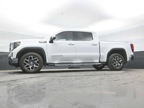 Used 2024 GMC Sierra 1500 SLT w/ SLT Premium Plus Package AWD/4WD image 24
