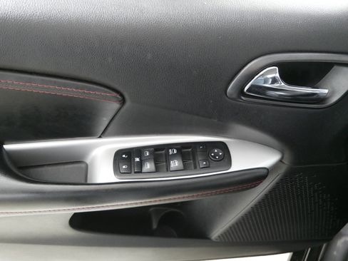 Used 2017 Dodge Journey GT w/ Driver Convenience Group image 19