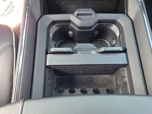 Used 2024 RAM 3500 Limited AWD/4WD image 18