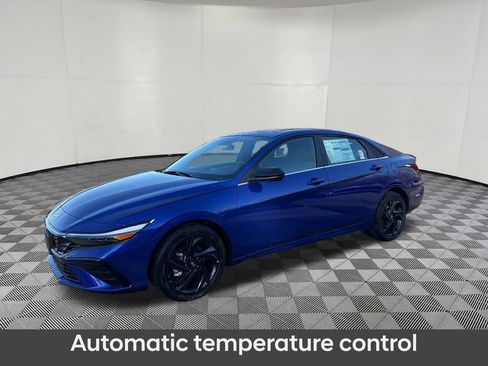Used 2026 Hyundai Elantra SEL Sport Premium w/ Cargo Package FWD image 2