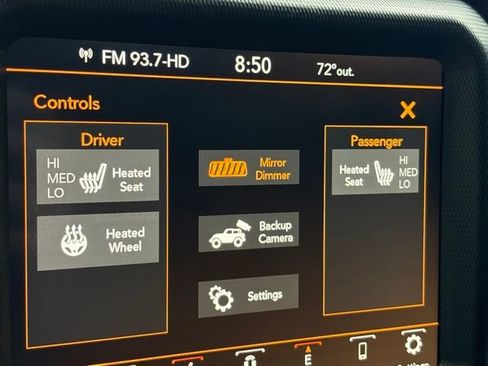 Used 2023 Jeep Wrangler Rubicon w/ Cold Weather Group AWD/4WD image 16