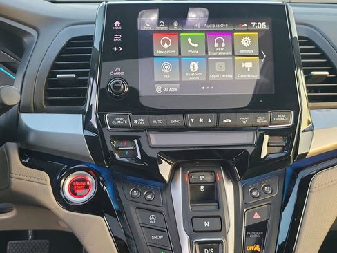 Used 2020 Honda Odyssey Elite image 23