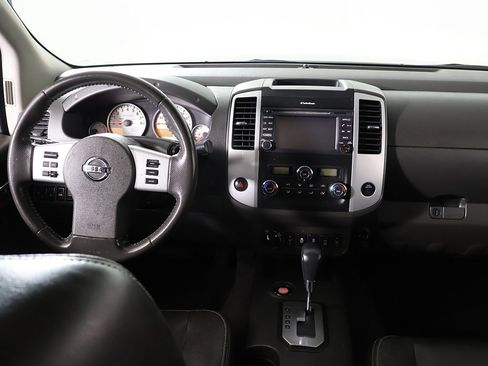 Used 2021 Nissan Frontier PRO-4X w/ Pro-4x Utility Package image 30