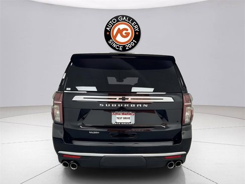 Used 2022 Chevrolet Suburban High Country image 6