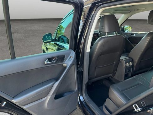 Used 2012 Volkswagen Tiguan S AWD/4WD image 14