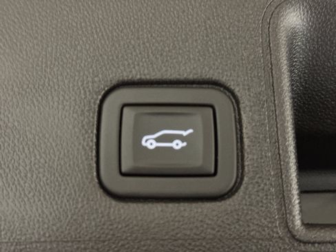 Used 2023 GMC Terrain AT4 w/ Infotainment Package II image 22