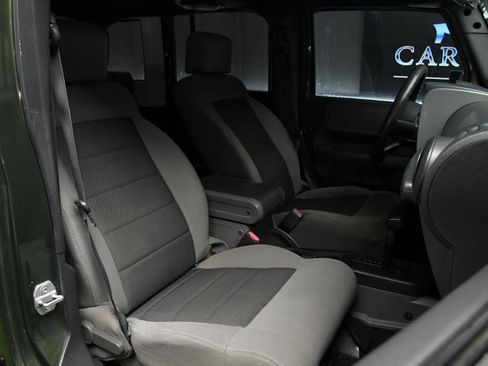 Used 2009 Jeep Wrangler Unlimited X RWD image 26