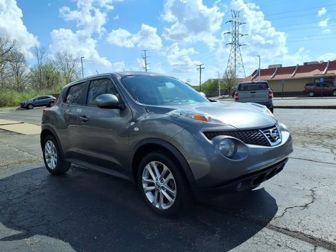 Used 2012 Nissan Juke SL FWD image 3