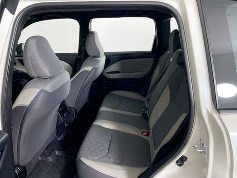 Used 2025 Subaru Forester image 24