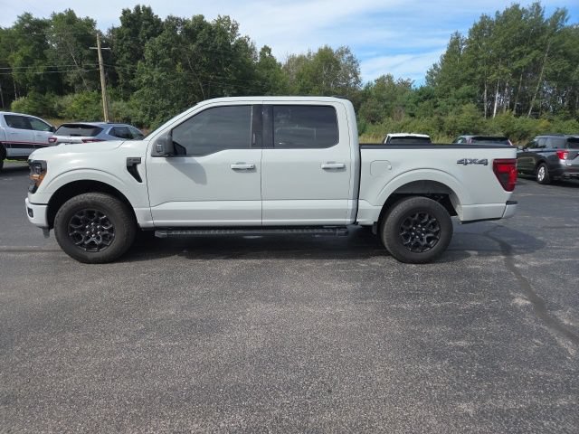 Used 2024 Ford F150 XLT w/ XLT Black Appearance Package AWD/4WD image 9