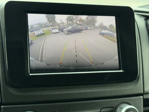 Used 2025 RAM ProMaster 2500 w/ Convenience Group image 11