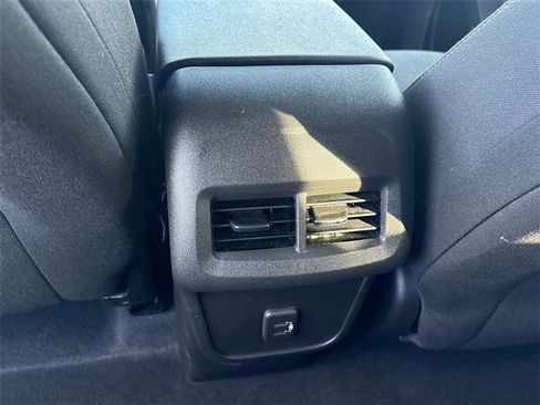 Certified 2023 Chevrolet Equinox LT image 20