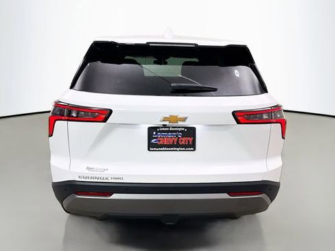 New 2026 Chevrolet Equinox LT image 7