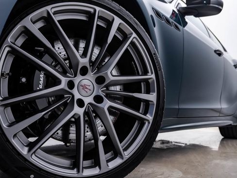 Used 2024 Maserati Ghibli Trofeo image 5