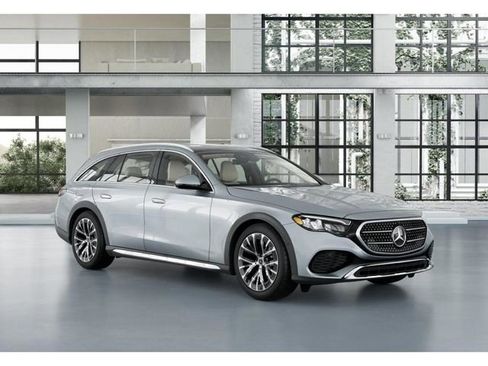 New 2026 Mercedes-Benz E 450 4MATIC All-Terrain Wagon image 11