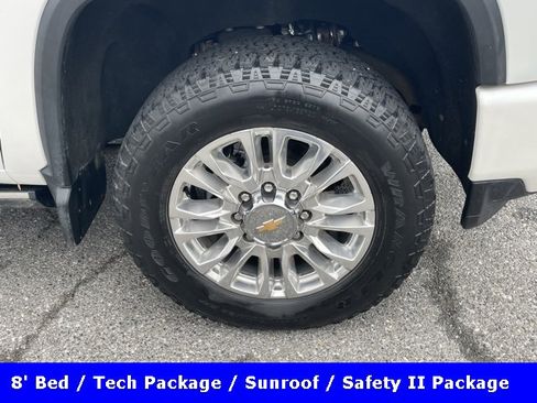 Used 2022 Chevrolet Silverado 2500 High Country w/ Technology Package image 10