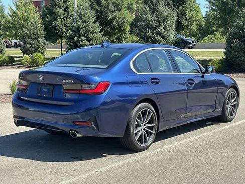 Used 2019 BMW 330i xDrive Sedan w/ Premium Package AWD/4WD image 25