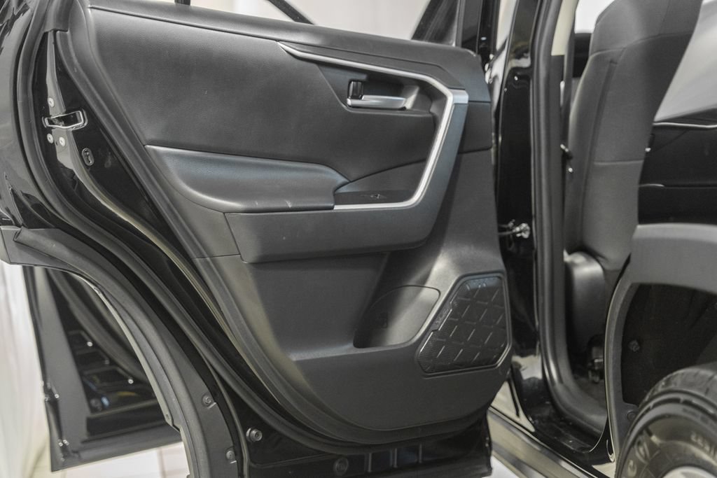 Certified 2025 Toyota RAV4 XLE AWD/4WD image 36