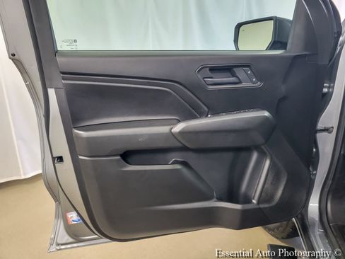 Used 2025 Chevrolet Colorado Trail Boss AWD/4WD image 16