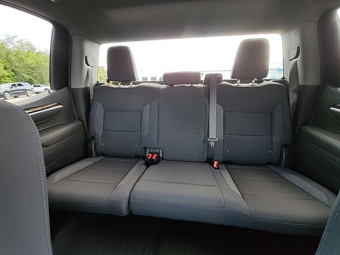 New 2026 GMC Sierra 1500 SLE image 26