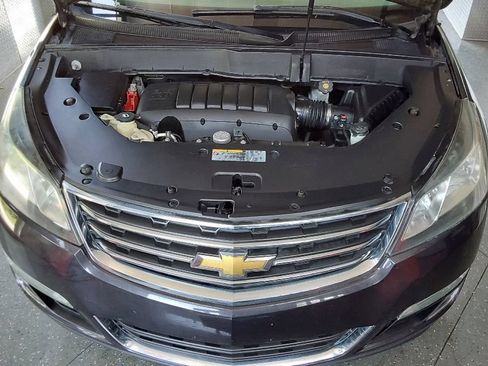 Used 2015 Chevrolet Traverse LT AWD/4WD image 21