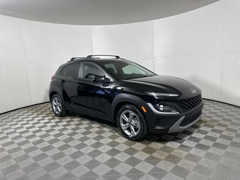 Certified 2023 Hyundai Kona SEL w/ Convenience Package image 1