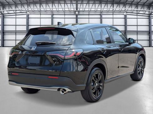 New 2027 Honda HR-V Sport image 4