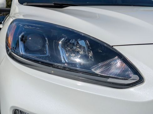 Certified 2022 Ford Escape SEL w/ Technology Package image 12