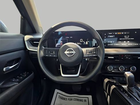 Used 2025 Nissan Kicks SV w/ SV Premium Package AWD/4WD image 16