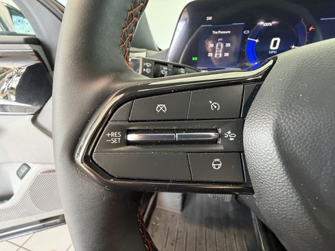 Used 2025 Chevrolet Blazer EV RS AWD/4WD image 12